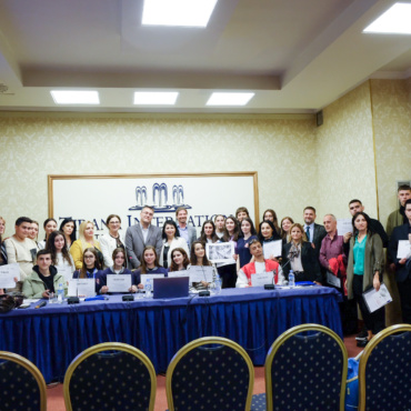 Successful forum “The Fates of Albanian in Nazis camp” with historians and history teachers